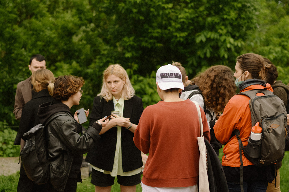 Olexandra Schur «chewing experience»